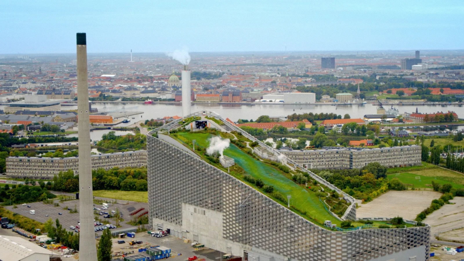 Tallest Climbing Wall - National Geographic - photo 1