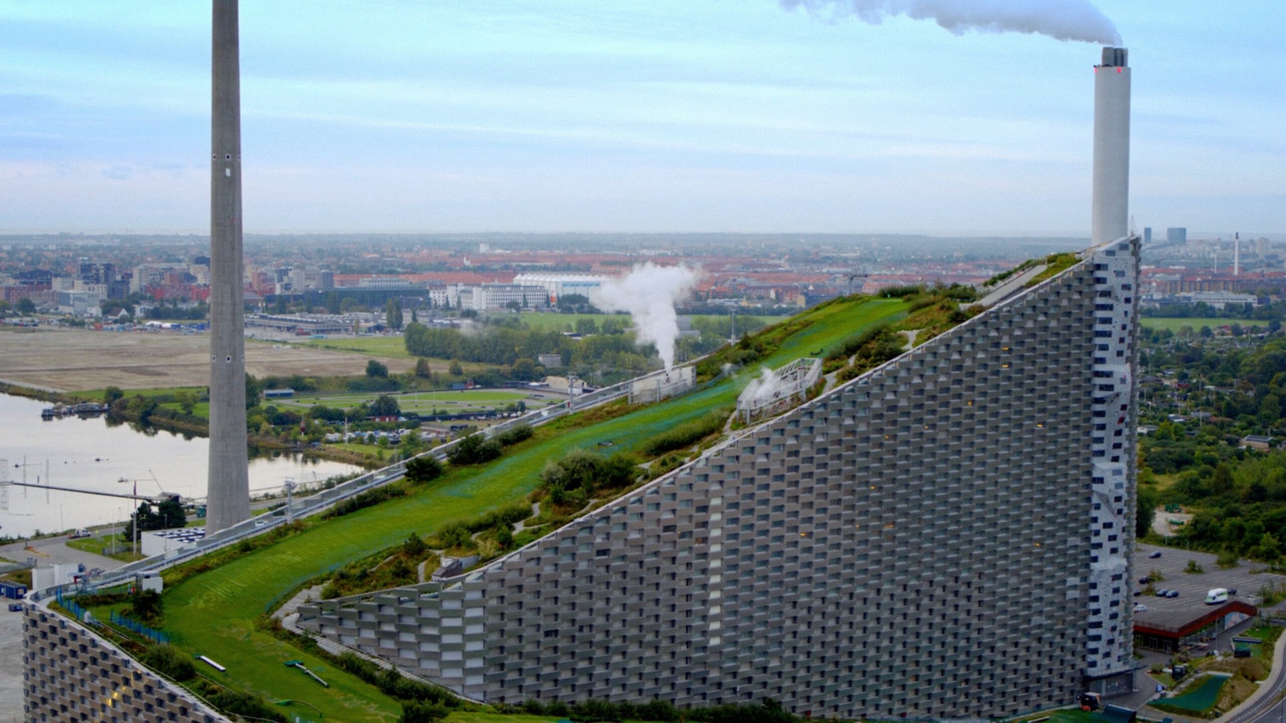 Tallest Climbing Wall - National Geographic - photo 2