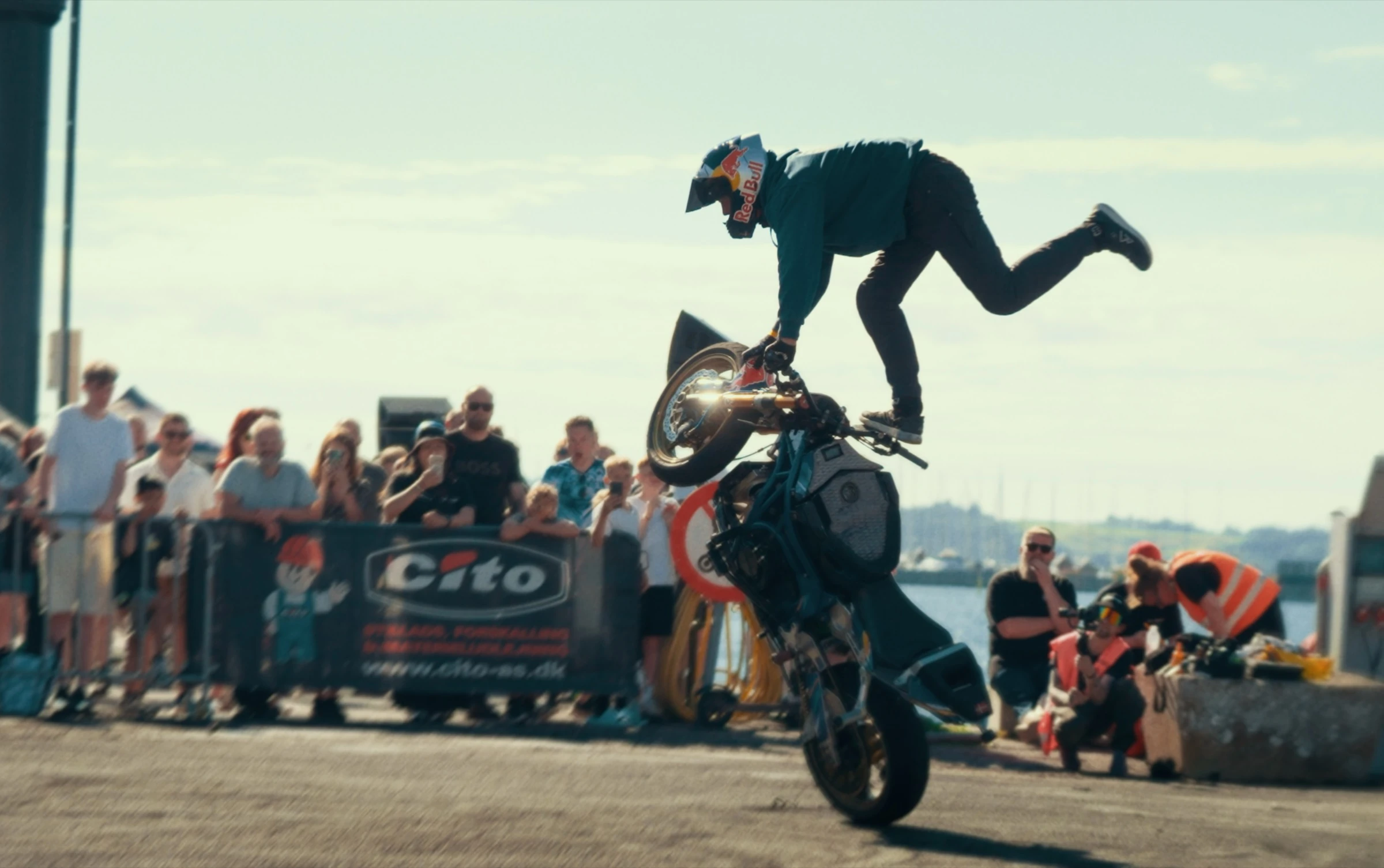 Mike Jensen - Red Bull - photo 1