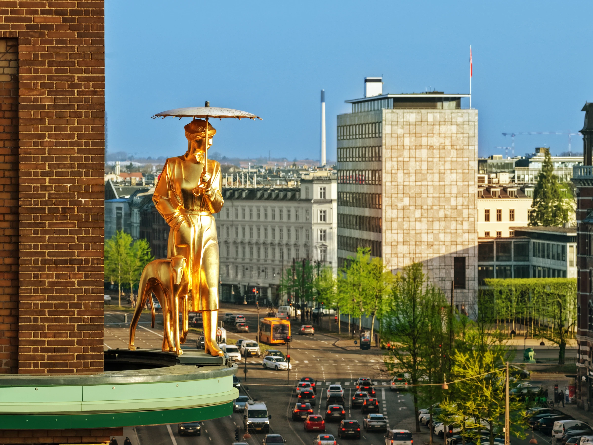 Aerial drone photography by Interfilm Productions — Richshuset Copenhagen golden statue