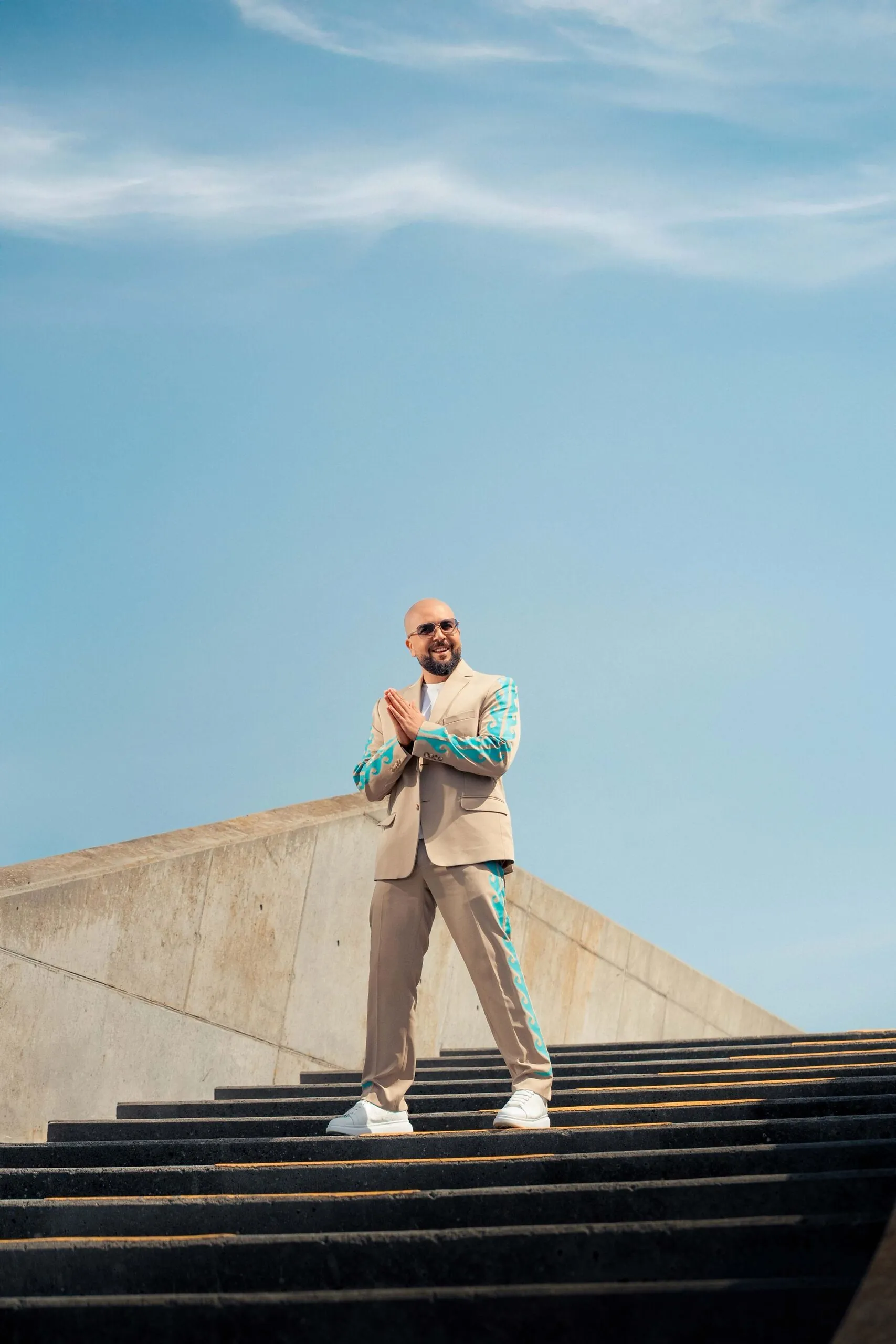 Creative photoshoot by Interfilm Productions — Douzi